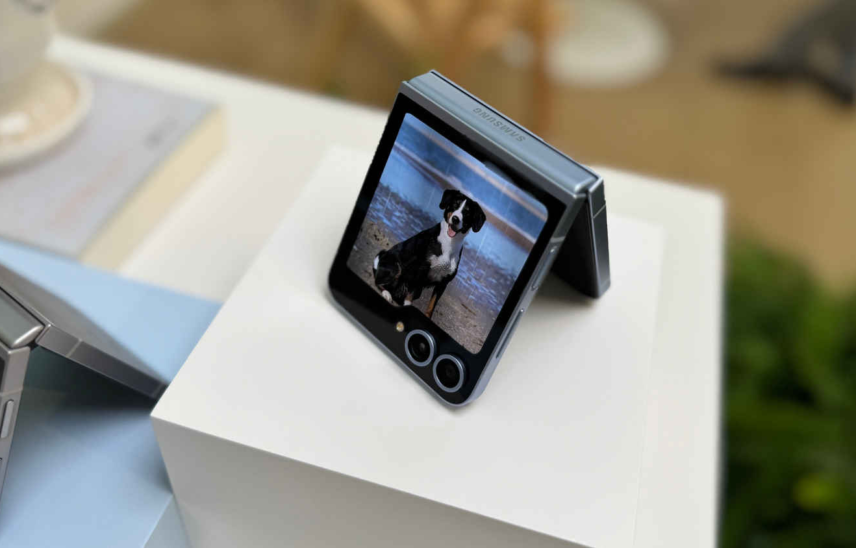 Anticipated Changes: Display Enhancements and Similar Camera Features