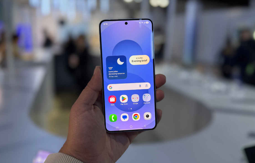Samsung One UI 7 Update Now Rolling Out for Galaxy S24 Series, Z Fold 6, and Z Flip 6 in Select Countries: Is India Included?