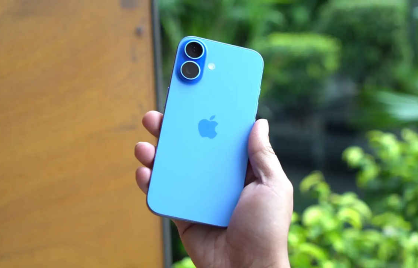 Expected Launch Timeline, Camera Enhancements, Display Features, Pricing, and Other Leaks